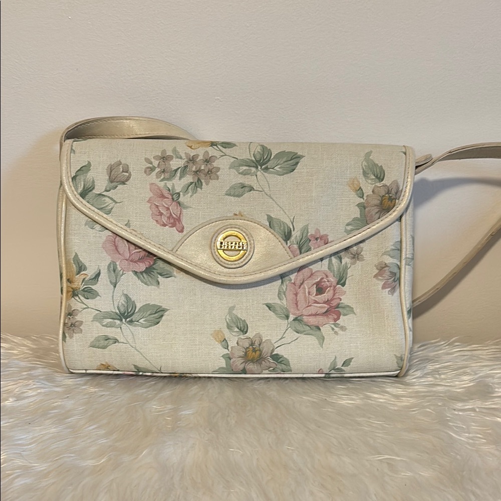 Floral Crossbody Purse 💐👜 - Michael Stevens